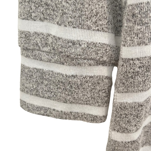 Mix by 41 Hawthorn - Striped Sweater/Great for Layering - Picture 2 of 6